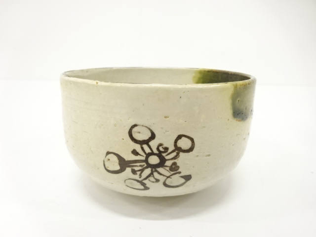 JAPANESE TEA CEREMONY / ORIBE TEA BOWL CHAWAN / ARTISAN WORK